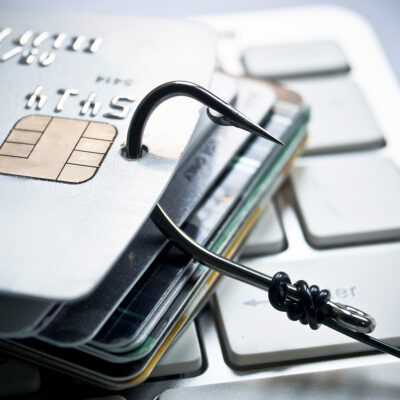 immagine di carta di credito presa all'amo